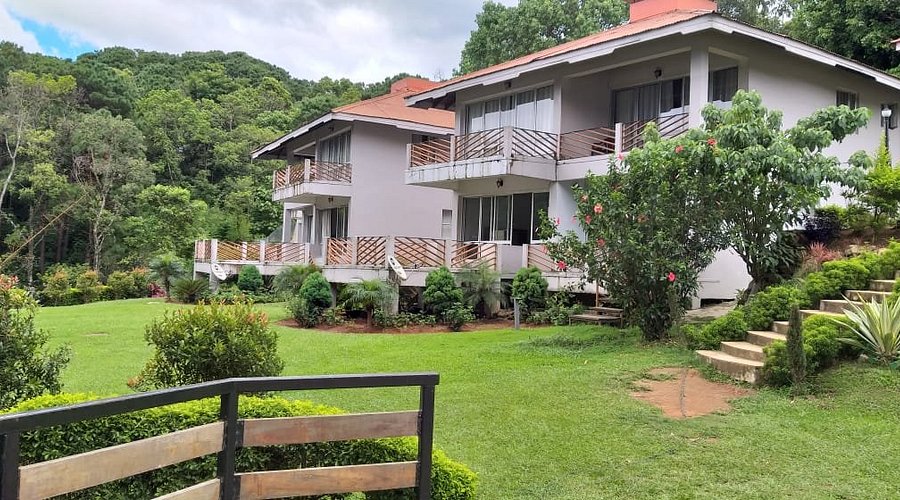 Orchid Lake Resort Umium Review