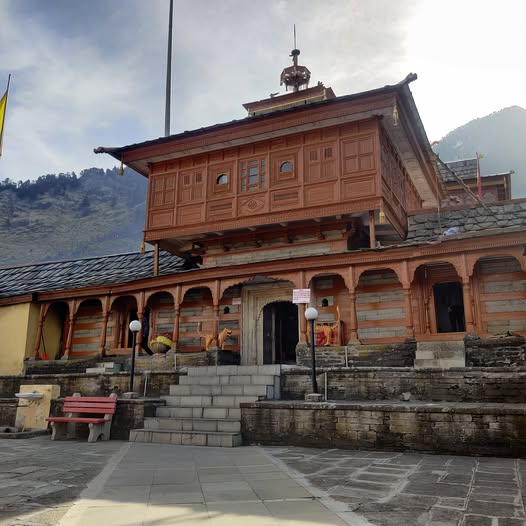 Bhimakali Temple in Sarahan, Himachal Pradesh Places to visit in Sarahan — the wooden towers of Bhimakali Temple