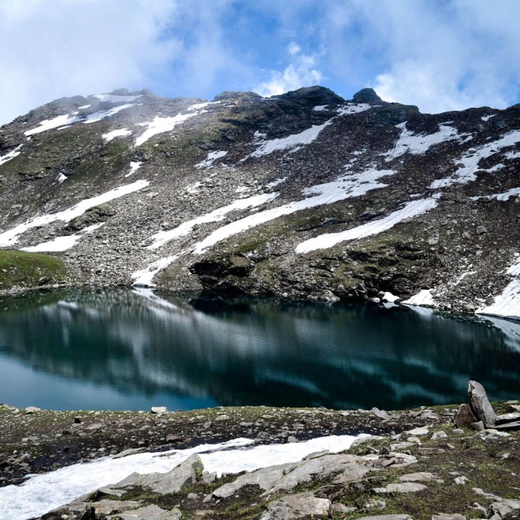  Bhrigu Lake trek near Manali at high altitude