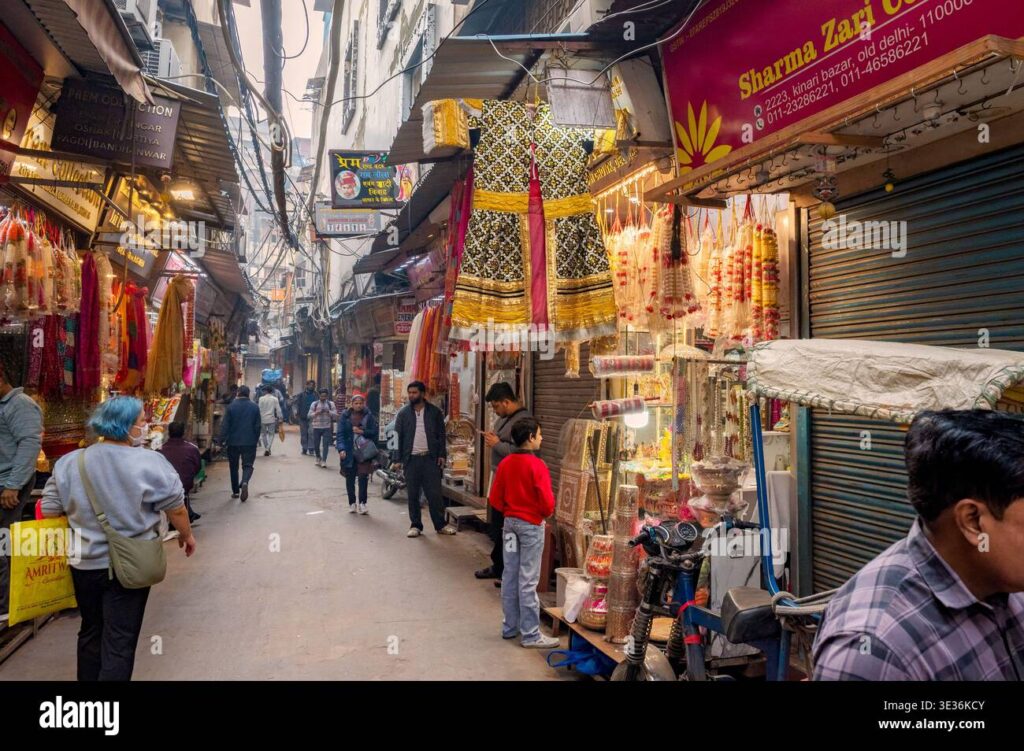  Chandni Chowk market, one of the best places to visit in Delhi for street food