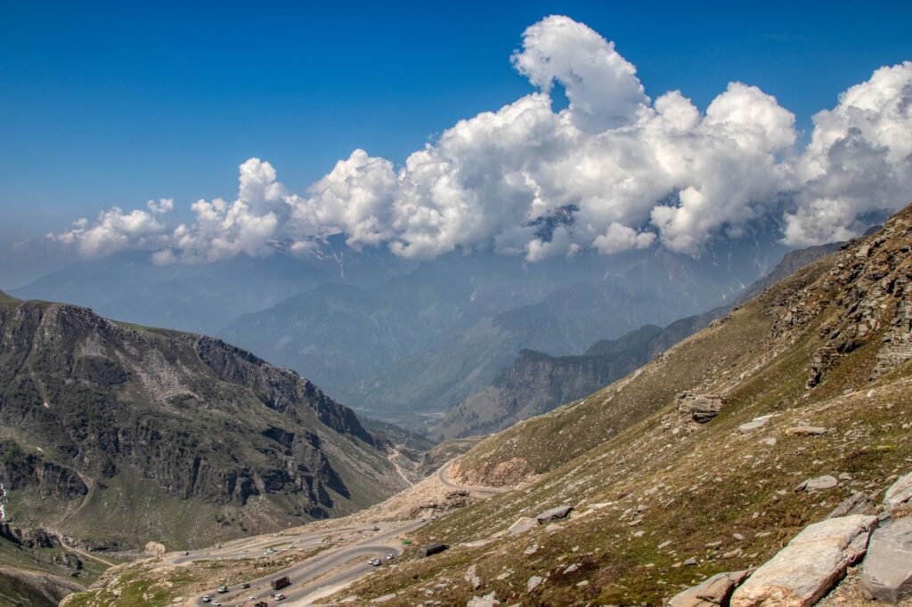 Landscape change from Manali to Lahaul on an Atal Tunnel day trip