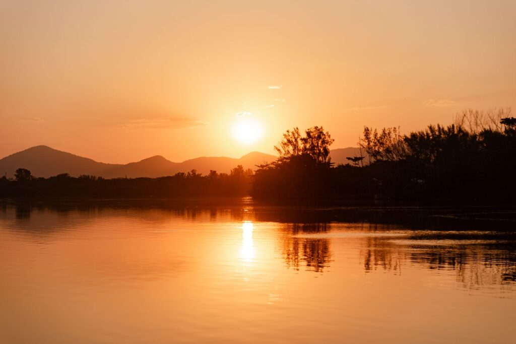 Sunset view of Ana Sagar Lake with marble Baradari pavilions, Ajmer