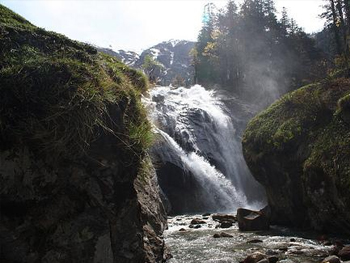  Rahala Waterfall stop on the way to Rohtang Pass