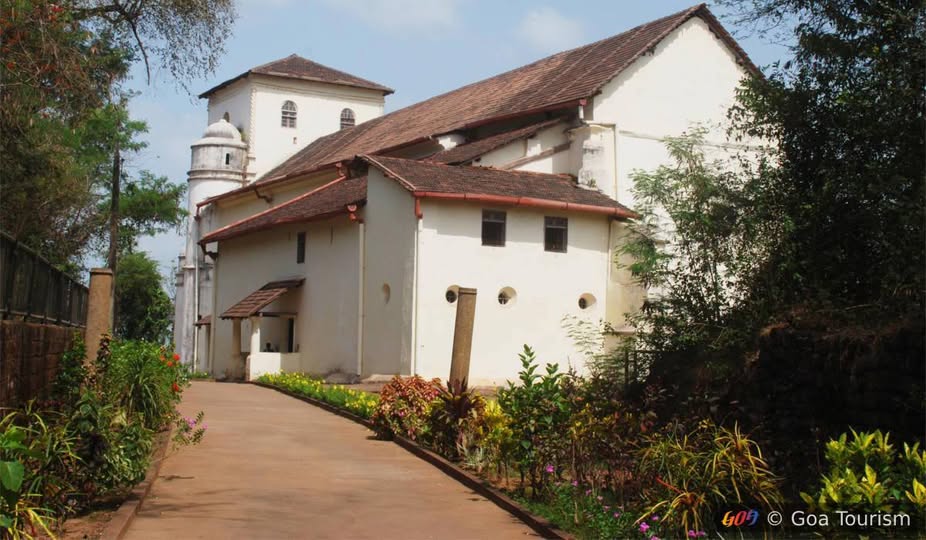 Weathered facade of Our Lady of the Rosary on Holy Hill, a calm stop in Old Goa