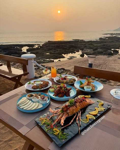 Top 10 seafood and non-veg restaurants in Goa for food lovers