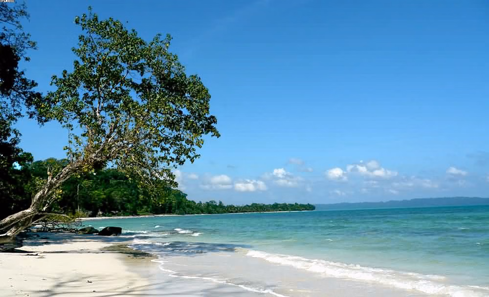One-day plan linking Kalapathar Beach Havelock with Elephant Beach and Radhanagar